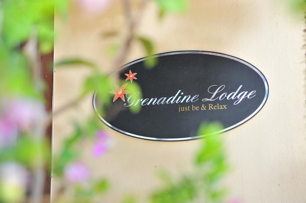 Grenadine Lodge Далян Екстериор снимка