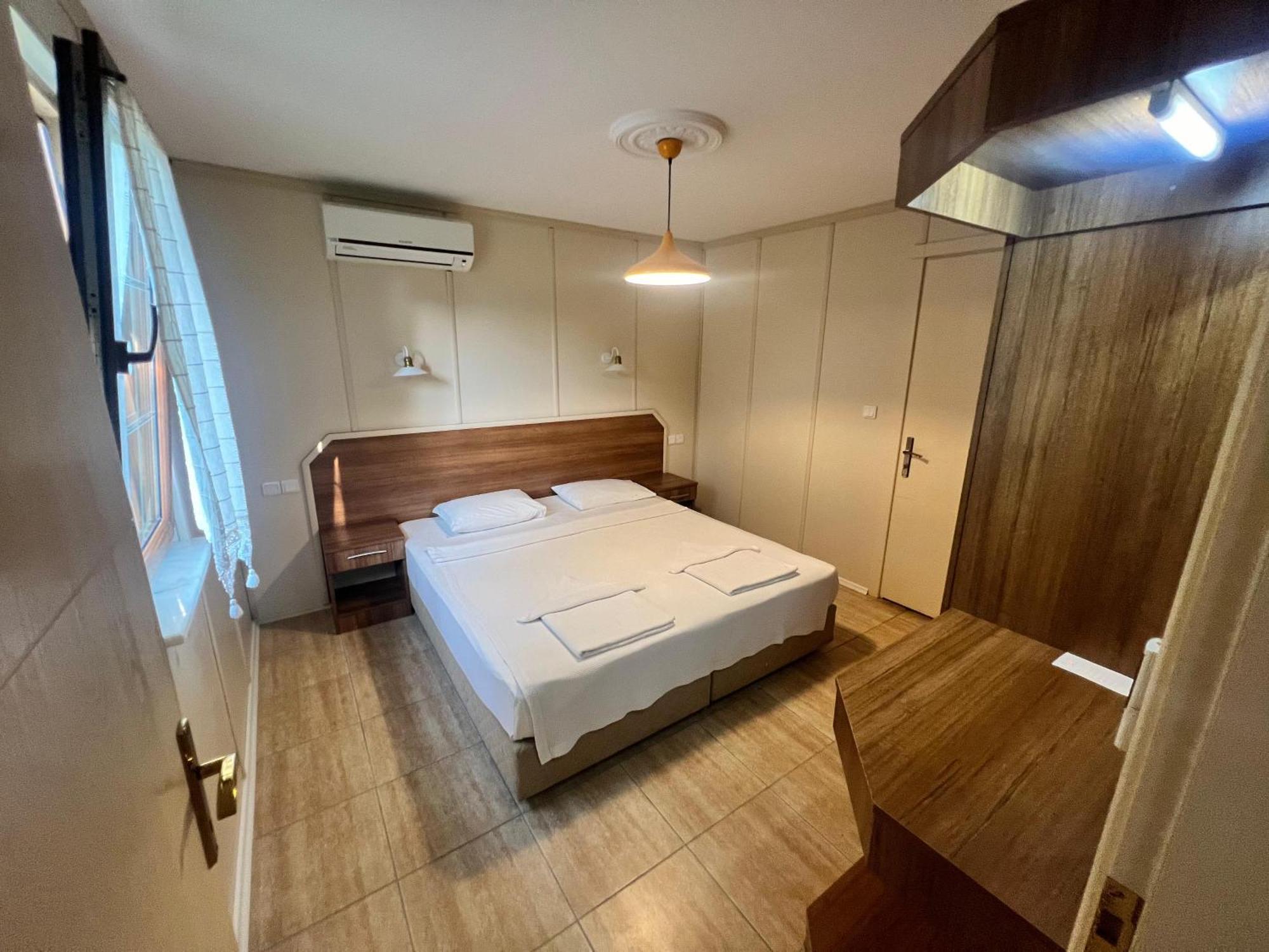 Grenadine Lodge Далян Екстериор снимка